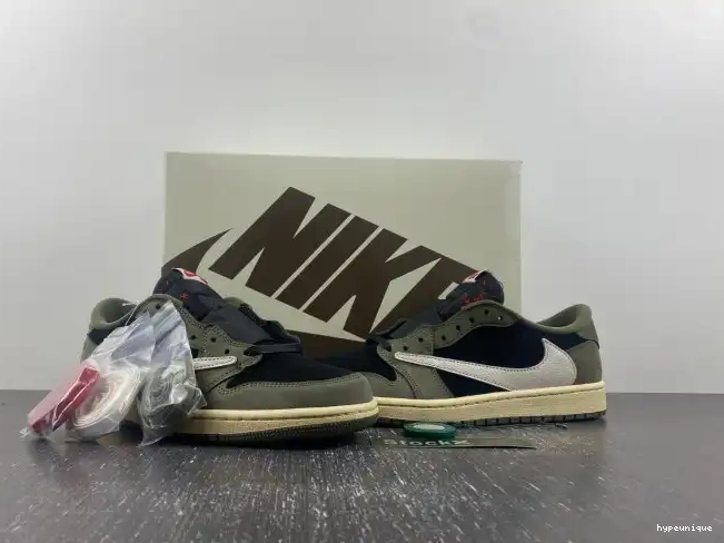 HYPE DM7866-002 OLIVE' JORDAN OG AIR 1 SP TRAVIS LOW 'BLACK X SCOTT 0325